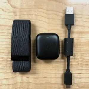 Whoop 4.0 Sensor, Superknit Onyx strap, Charger